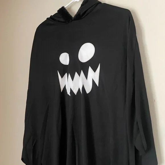Black Ghost Halloween Poncho Costume - Picture 2 of 8